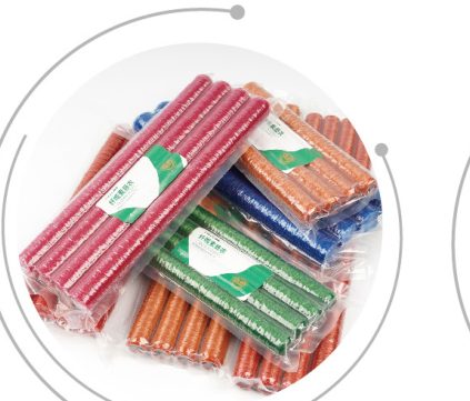 Paketlenmiş renkli kılıf demetleri