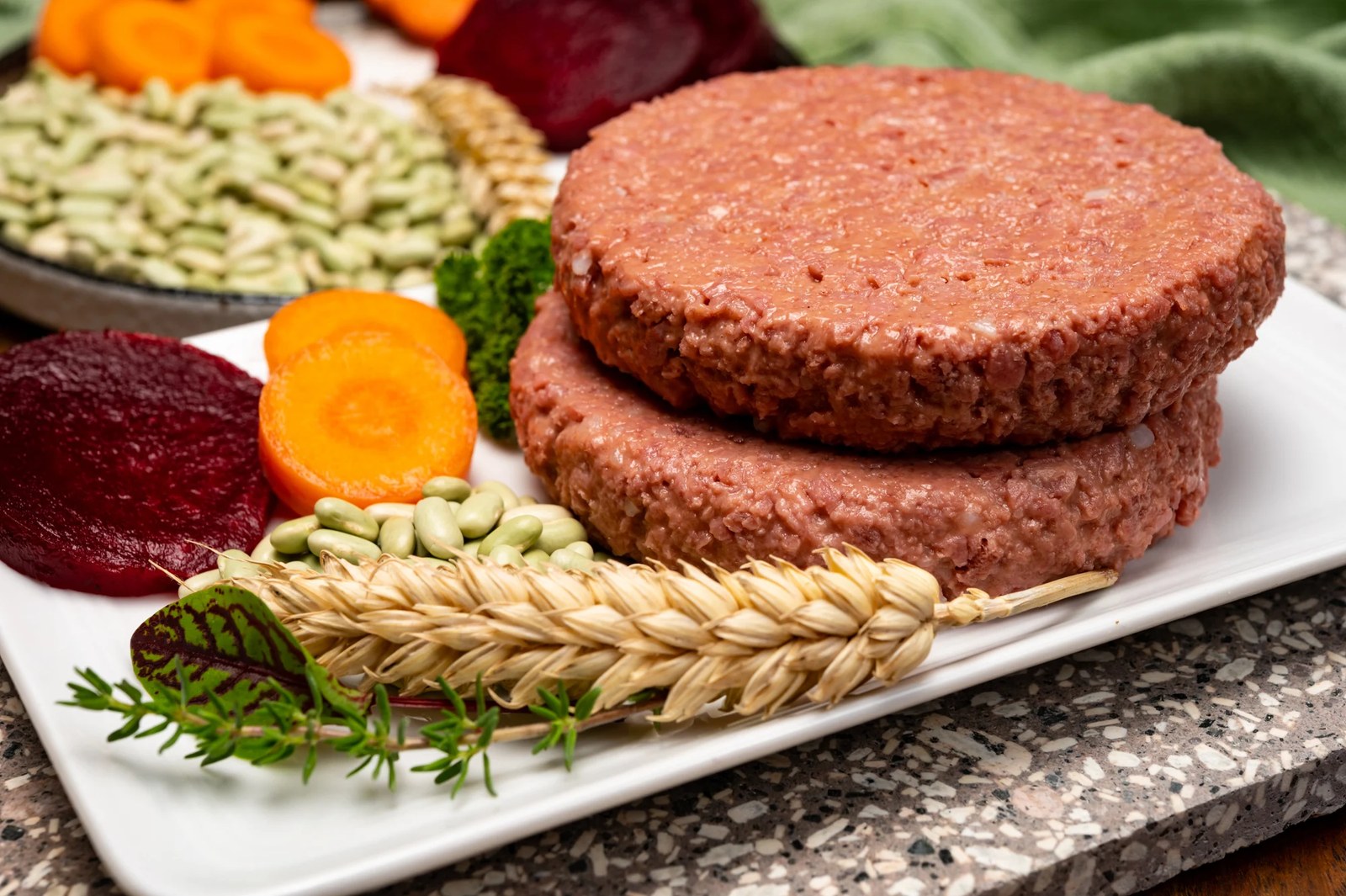 Plant fiber sources: wheat, legumes and vegetables